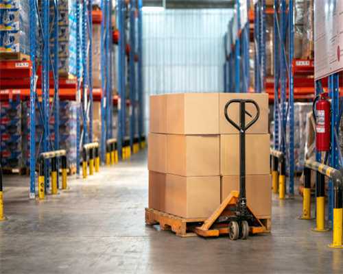 假日丽城社区开展“巧手绘团扇”手工活动