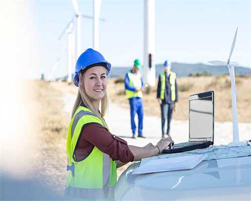 海尔天越Q8一体机体验评测：一台能办公娱乐的大屏“显示器”