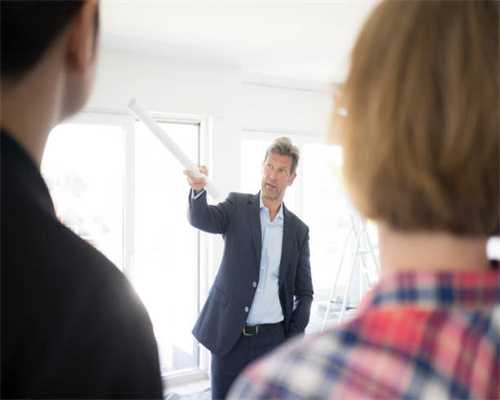 老人强索座位，孕妇护肚呐喊！南京地铁究竟在上演什么？