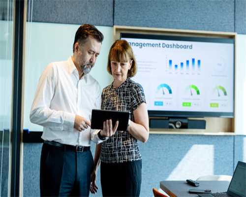 岗站对接，共商食用菌产业发展