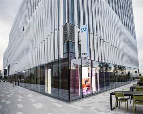 体系岗位专家到河南苹果主产区开展考察调研及岗站合作交流活动