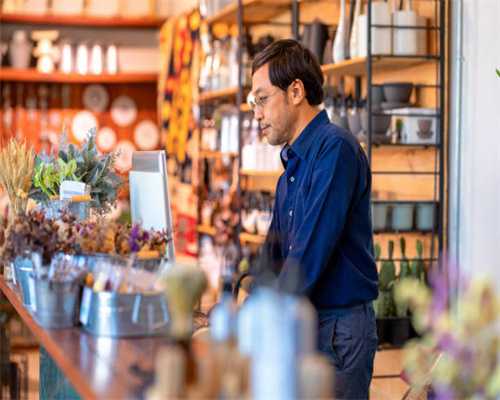 光山县总工会到天瑞光山水泥开展“夏送清凉”活动