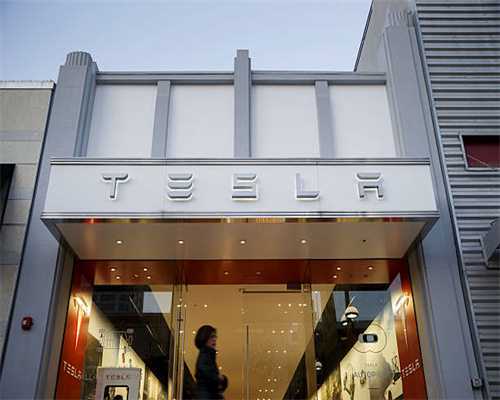 久日新材前三季度营收11.24亿元同比增26.00%，净利润-2412.96万元同比增57.78%，销售费用同比增长20.08%