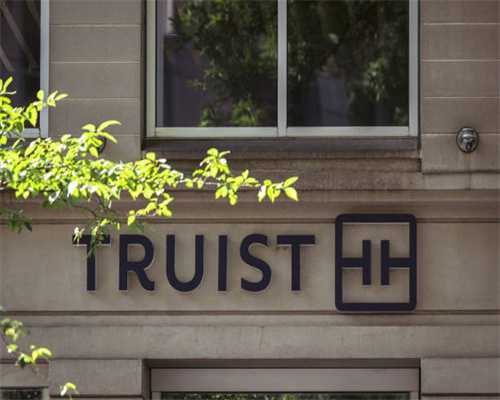 渝北回兴锦屏路社区：打开一扇门，贴近群众心