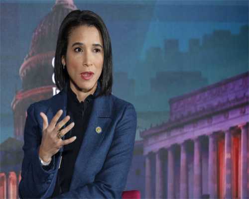 值钱的家当卖的卖拍的拍退的退，俊发手里净剩些商业硬骨头