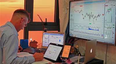 重庆被砸高三艺考生：父母编藤椅供其读书，曾梦想考中传